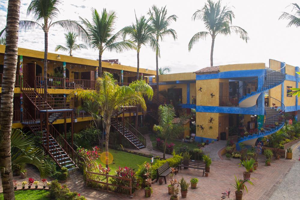 Cabanas Del Capitan Hotell Rincon de Guayabitos Exteriör bild