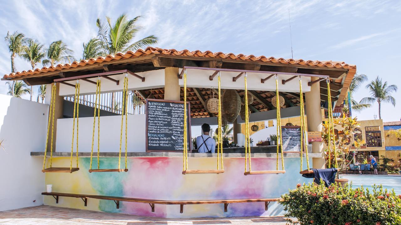 Cabanas Del Capitan Hotell Rincon de Guayabitos Exteriör bild