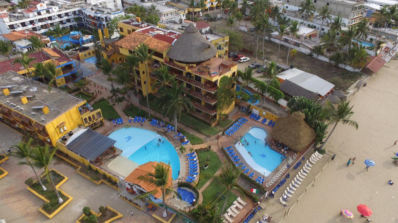 Cabanas Del Capitan Hotell Rincon de Guayabitos Exteriör bild